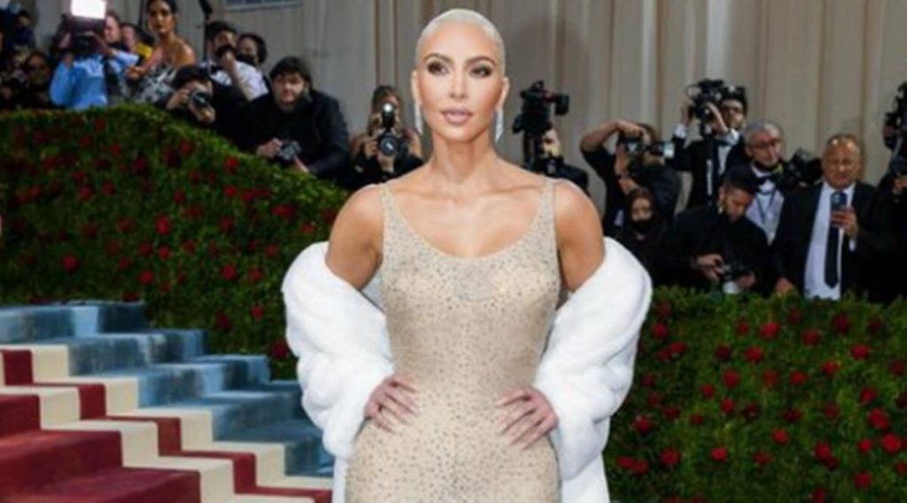 Kim Kardashian Terkena Psoriatic Arthritis